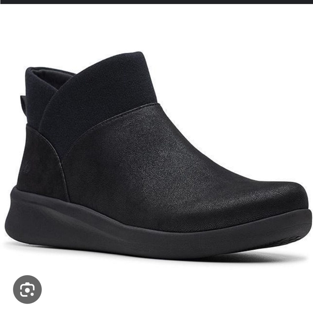 Clark’s cloudstepper Sillian ankle boot. Brand new size 8.5. Black. No box